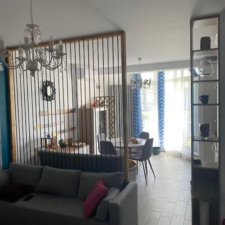 Apartamentul Irinei Alezzi *